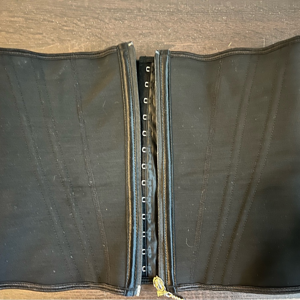Squeeze Me Skinny Compression Waist Trainer Sz XL - Picture 3 of 5